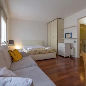 https://apartment-magni.it-lombardy.com